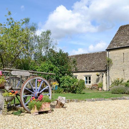 La Caleche Villa Cirencester Exterior photo